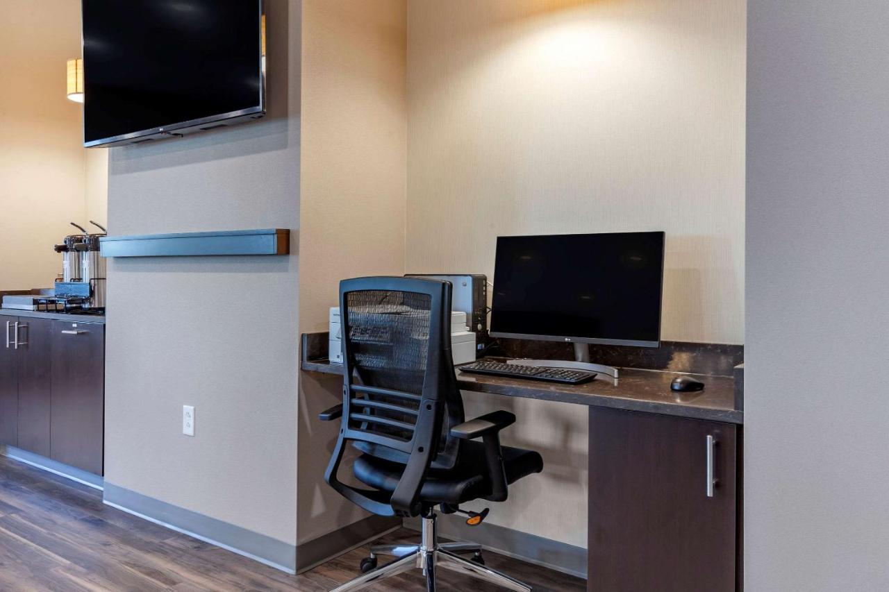 Sleep Inn & Suites Lancaster-Platteville Buitenkant foto