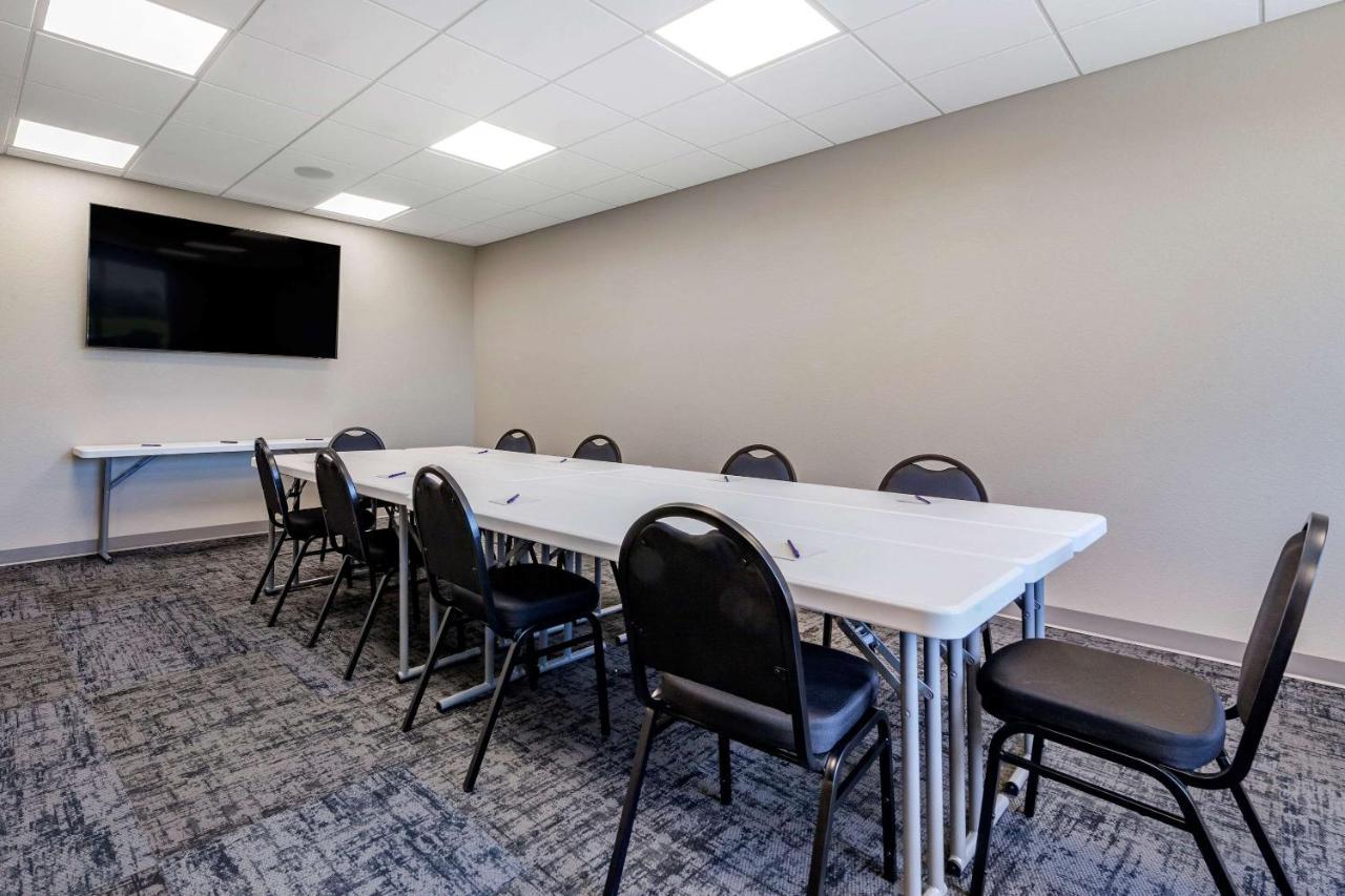 Sleep Inn & Suites Lancaster-Platteville Buitenkant foto